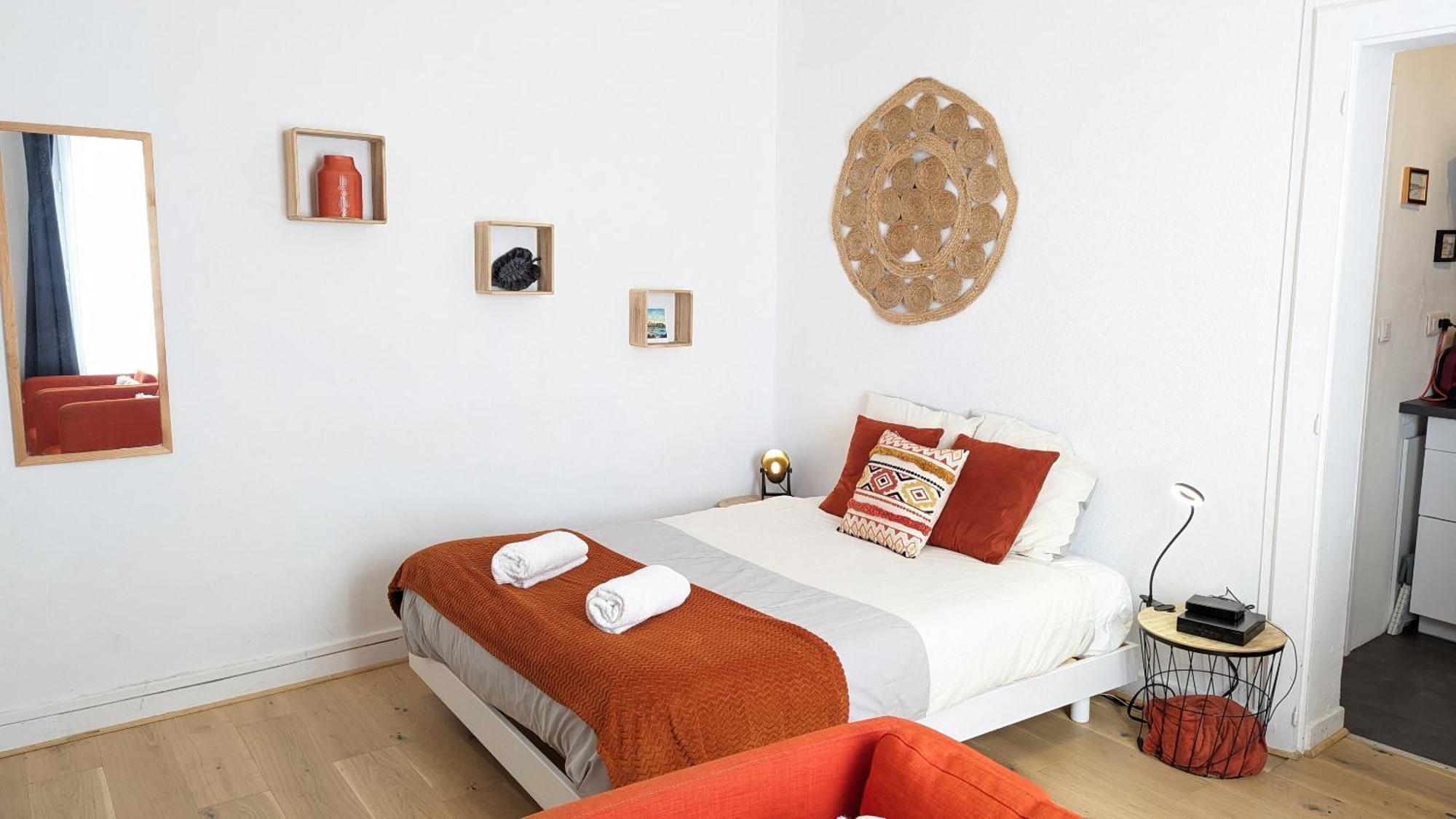 Appartement Hypercentre Calme Proche Centre Des Congres Angers Luaran gambar